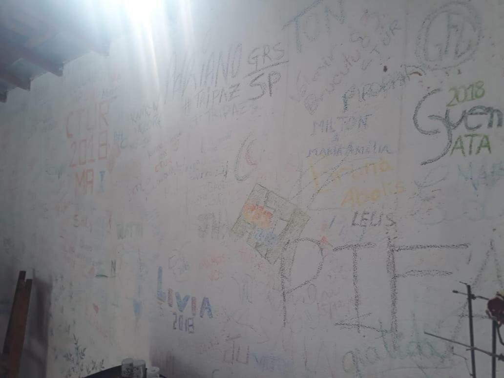 Poços de Caldas Like A Hostel מראה חיצוני תמונה